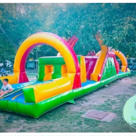 مكان تخييم Sunvillage Camp- Mobilhazak Alsooersoen *